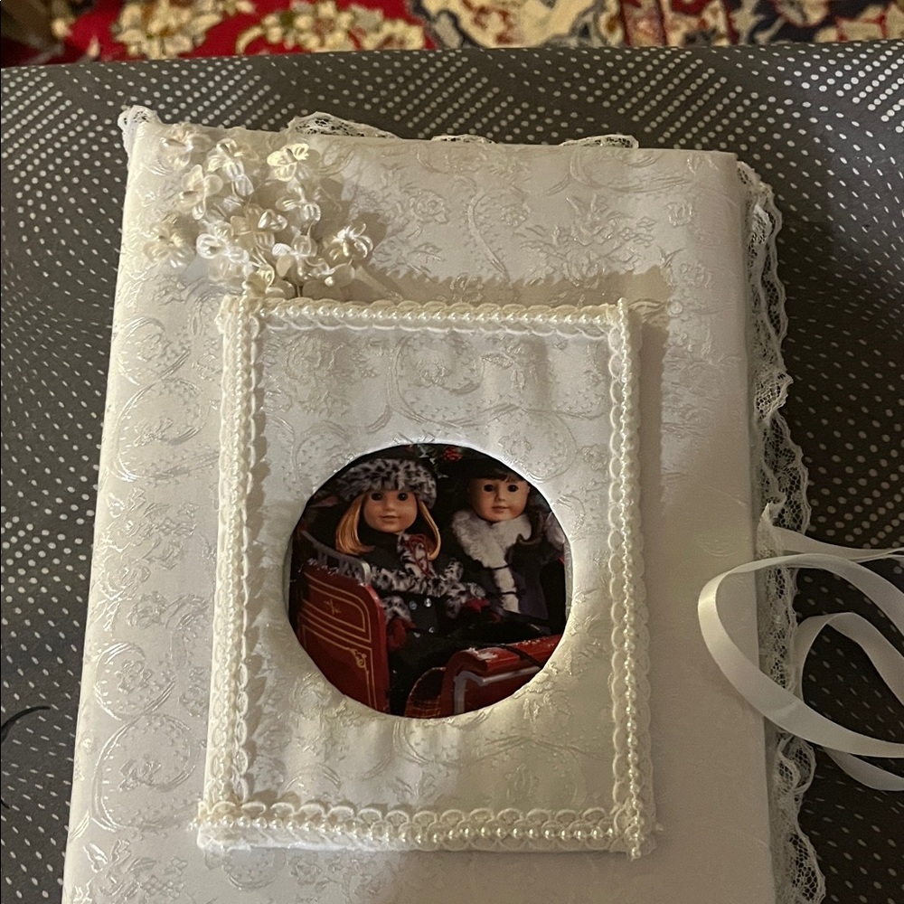 Elegant White Lace Photo Album